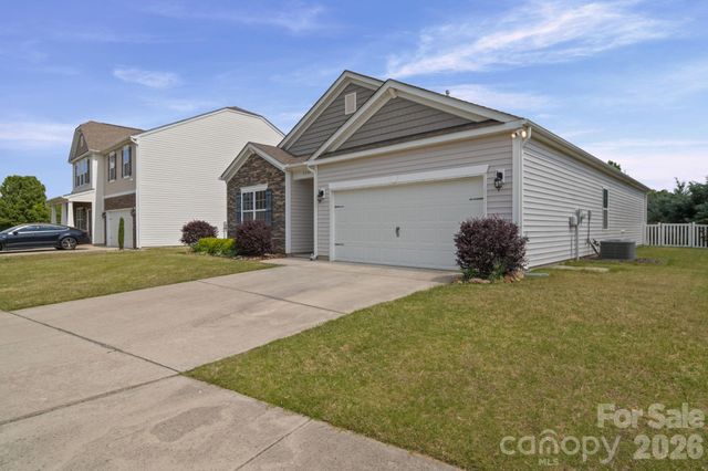 2228 Apple Glen Lane, Charlotte, NC 28269
