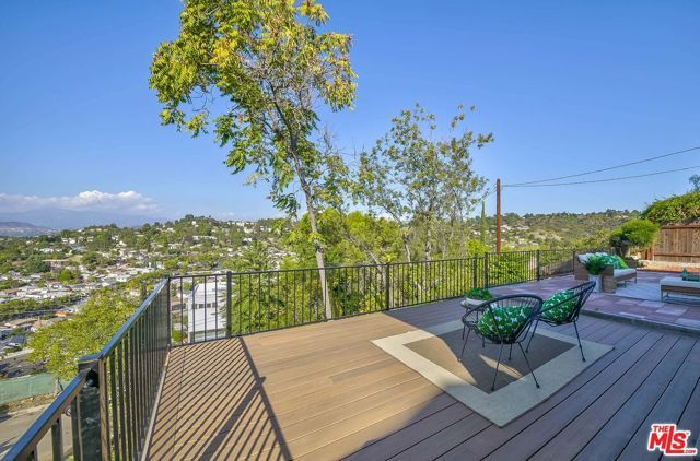 1832 Burnell Drive, Los Angeles, CA 90065
