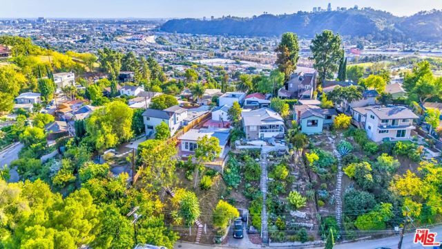 1832 Burnell Drive, Los Angeles, CA 90065