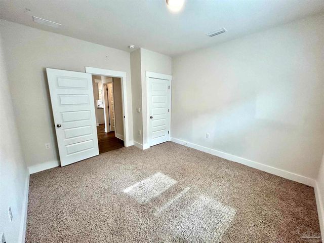 5796 Danbury Blvd, Pace, FL 32571