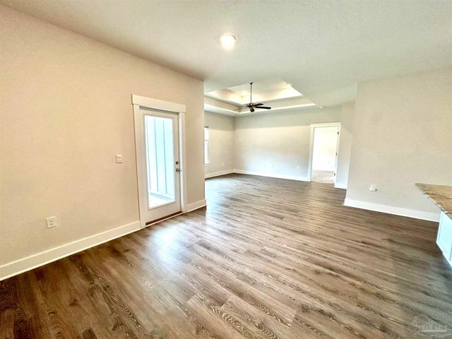 5796 Danbury Blvd, Pace, FL 32571