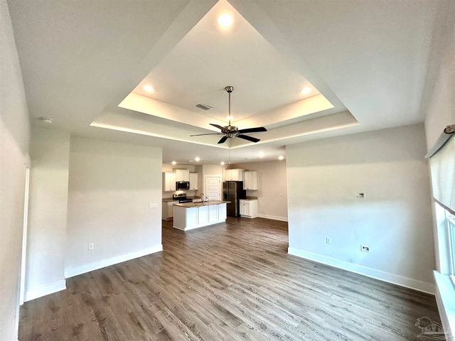 5796 Danbury Blvd, Pace, FL 32571