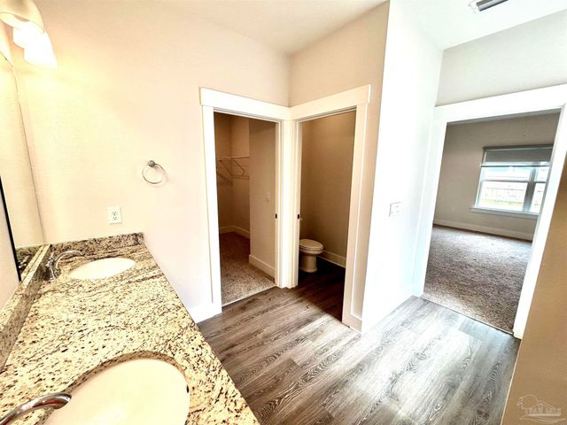 5796 Danbury Blvd, Pace, FL 32571