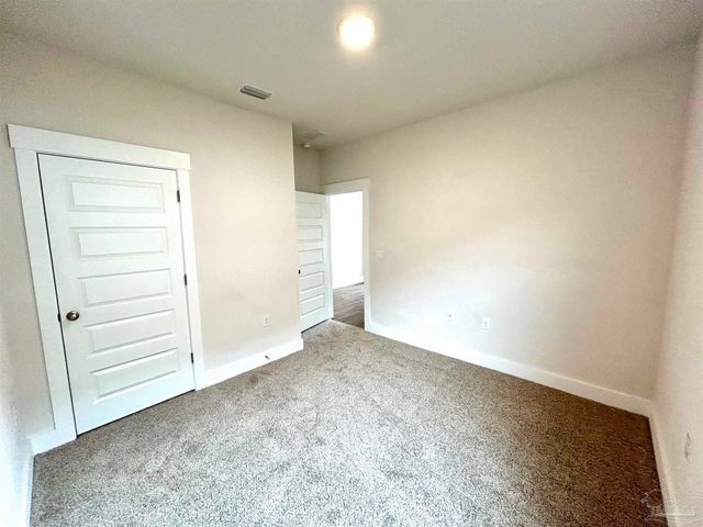 5796 Danbury Blvd, Pace, FL 32571