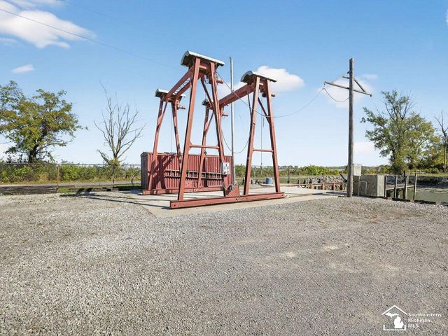 7370 Perch Drive, Erie, MI 48133