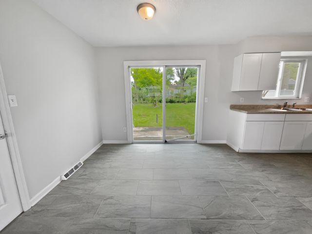 2222 Trent Road, Columbus, OH 43229