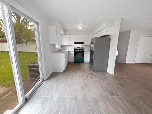 2222 Trent Road, Columbus, OH 43229