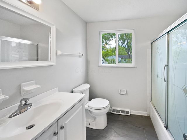 2222 Trent Road, Columbus, OH 43229