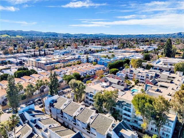 20155 Keswick Street 219, Winnetka, CA 91306