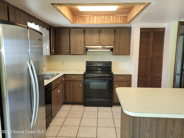 726 Diplomat Avenue SE, Palm Bay, FL 32909