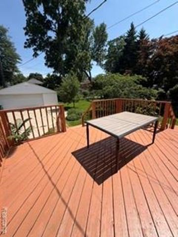 22432 Gregory Street, Dearborn, MI 48124