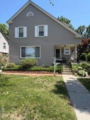 22432 Gregory Street, Dearborn, MI 48124