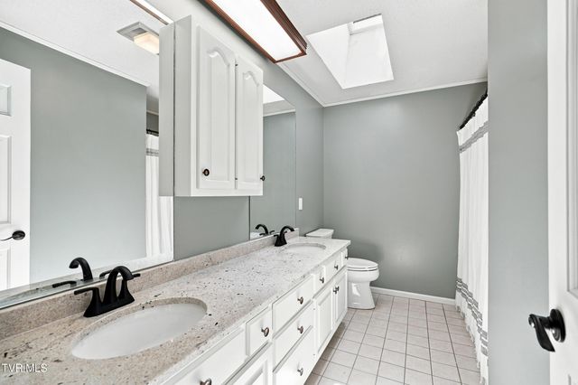 400 Overlook Drive, Blountville, TN 37617