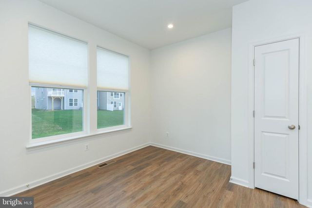 767 LORD FAIRFAX ST, Charles Town, WV 25414