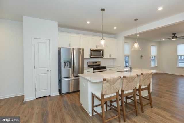 767 LORD FAIRFAX ST, Charles Town, WV 25414