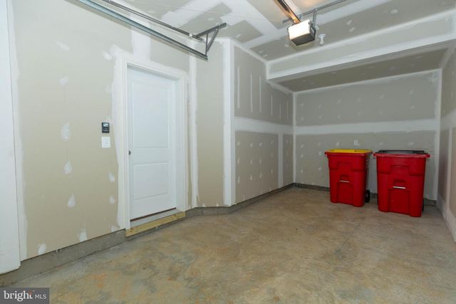 767 LORD FAIRFAX ST, Charles Town, WV 25414