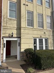 2400 BROOKMOOR LN, Woodbridge, VA 22191