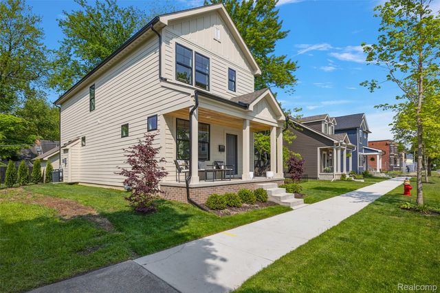 1510 Holcomb Street, Detroit, MI 48214