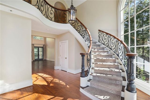 1965 W Wesley NW Road, Atlanta, GA 30327