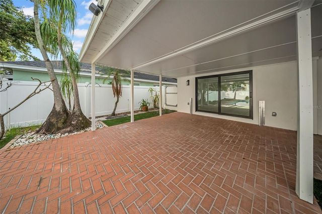 2302 S OCCIDENT STREET, Tampa, FL 33629