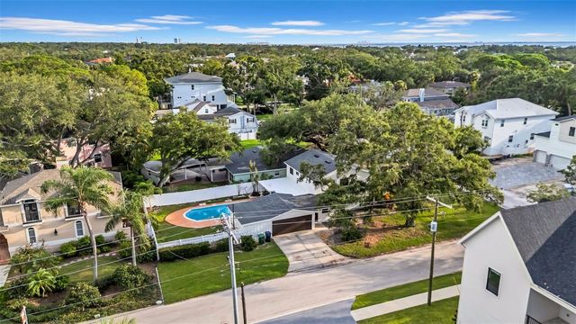 2302 S OCCIDENT STREET, Tampa, FL 33629