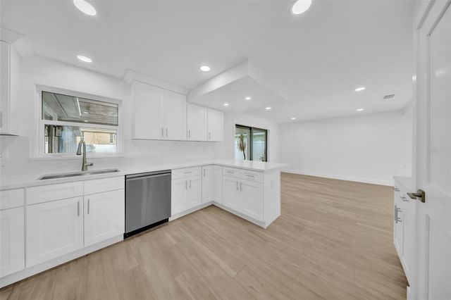 2302 S OCCIDENT STREET, Tampa, FL 33629