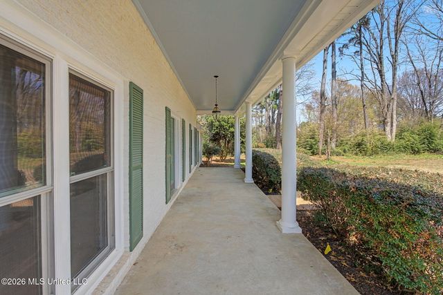 691 Green T, Hernando, MS 38632