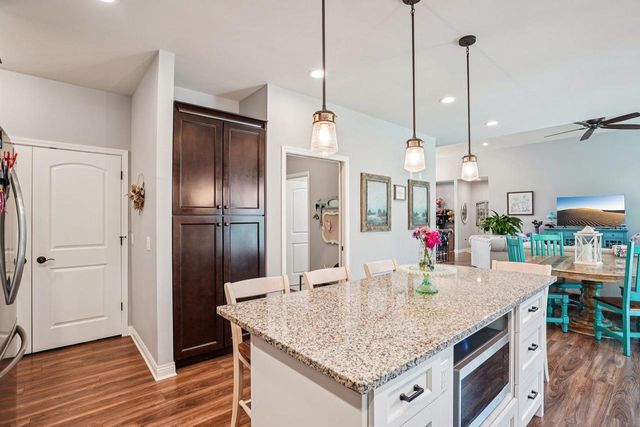 809 Maple Drive, Mount Horeb, WI 53572