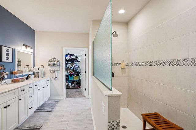 809 Maple Drive, Mount Horeb, WI 53572