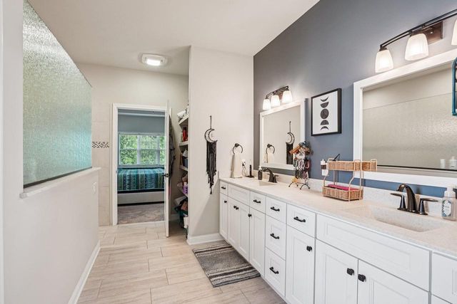 809 Maple Drive, Mount Horeb, WI 53572