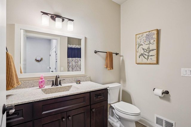 809 Maple Drive, Mount Horeb, WI 53572