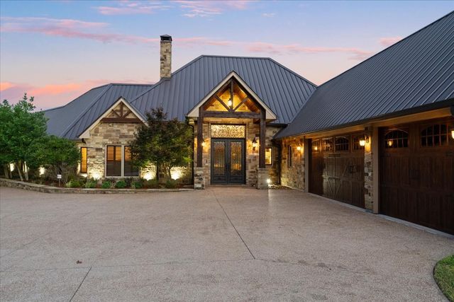 908 Sailboat Drive, Corsicana, TX 75109