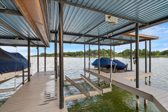 908 Sailboat Drive, Corsicana, TX 75109