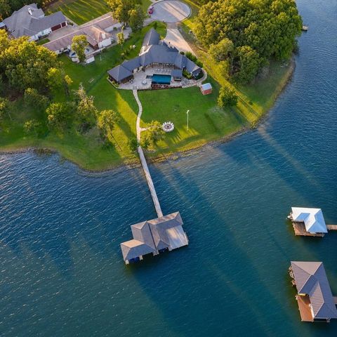 908 Sailboat Drive, Corsicana, TX 75109