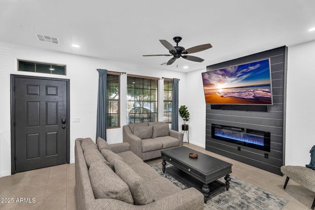 3678 E YEAGER Court, Gilbert, AZ 85295