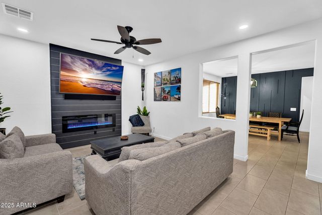 3678 E YEAGER Court, Gilbert, AZ 85295