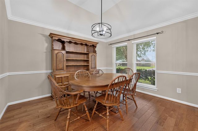 9118 Sunny Ridge Drive, Houston, TX 77095