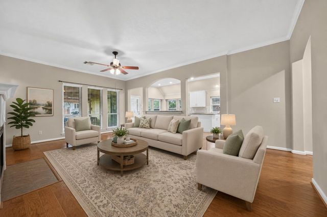 9118 Sunny Ridge Drive, Houston, TX 77095