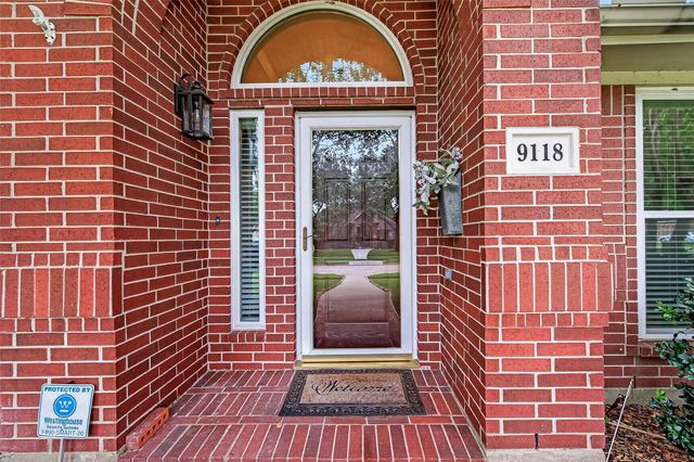 9118 Sunny Ridge Drive, Houston, TX 77095