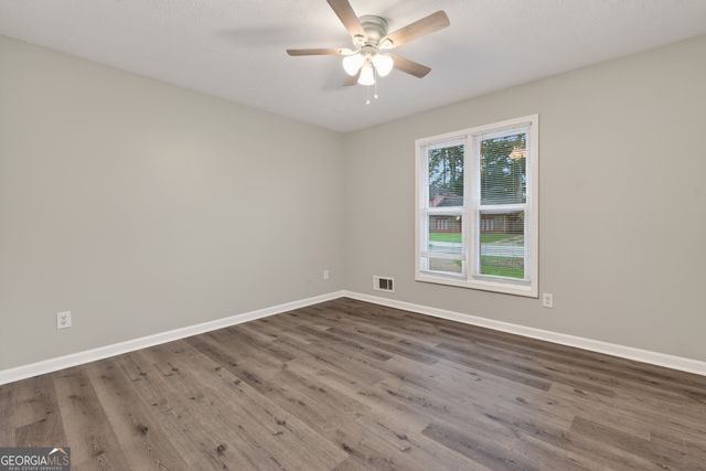 2595 Fieldstone View Lane SE, Conyers, GA 30013