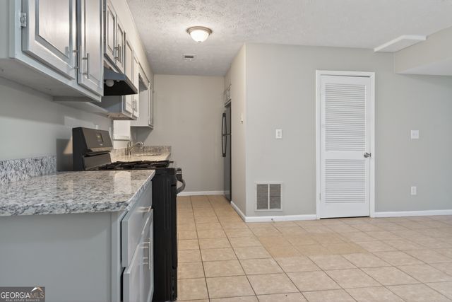 2595 Fieldstone View Lane SE, Conyers, GA 30013