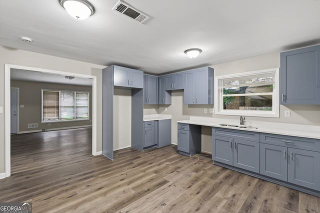 2595 Fieldstone View Lane SE, Conyers, GA 30013