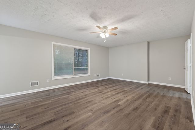 2595 Fieldstone View Lane SE, Conyers, GA 30013
