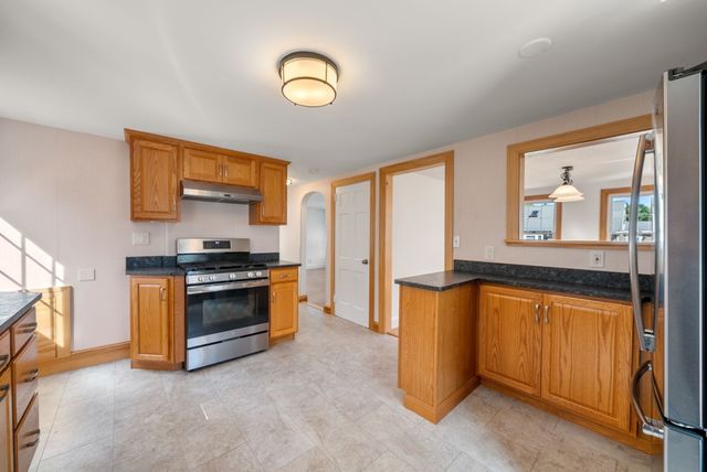 41 Jones Ave, Randolph, MA 02368