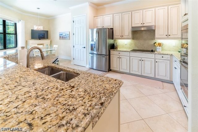 9372 Vercelli CT, Naples, FL 34113
