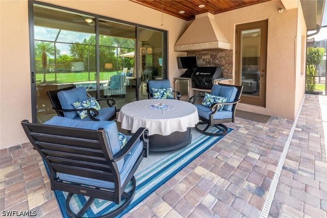 9372 Vercelli CT, Naples, FL 34113