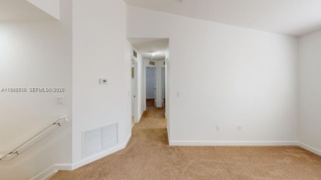 460 NE 194th Ter 460, Miami, FL 33179