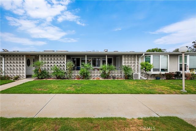 1075 Brookline Road 220H, Seal Beach, CA 90740