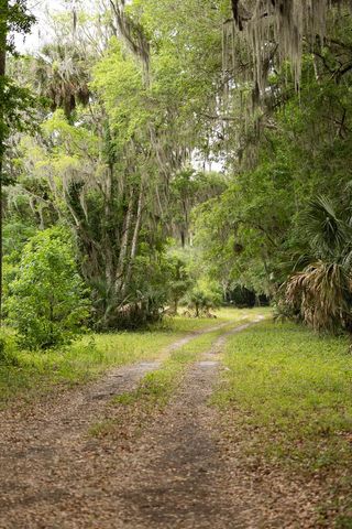 18833 NE 24TH AVENUE, Citra, FL 32113