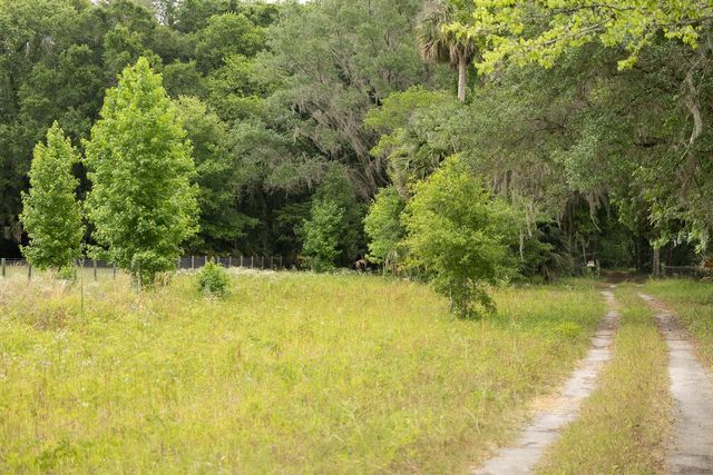 18833 NE 24TH AVENUE, Citra, FL 32113